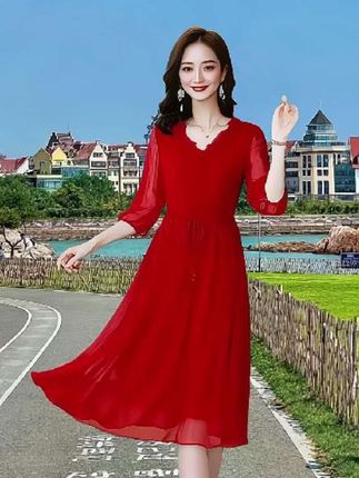 v领红色连衣裙女夏季雪纺气质高级感收腰显瘦三亚度假长裙#穿出自己的风格 #穿出自信穿出美丽 #穿出你的时尚你的感觉 #谁穿谁好看系列 #谁穿谁好看不分年龄段