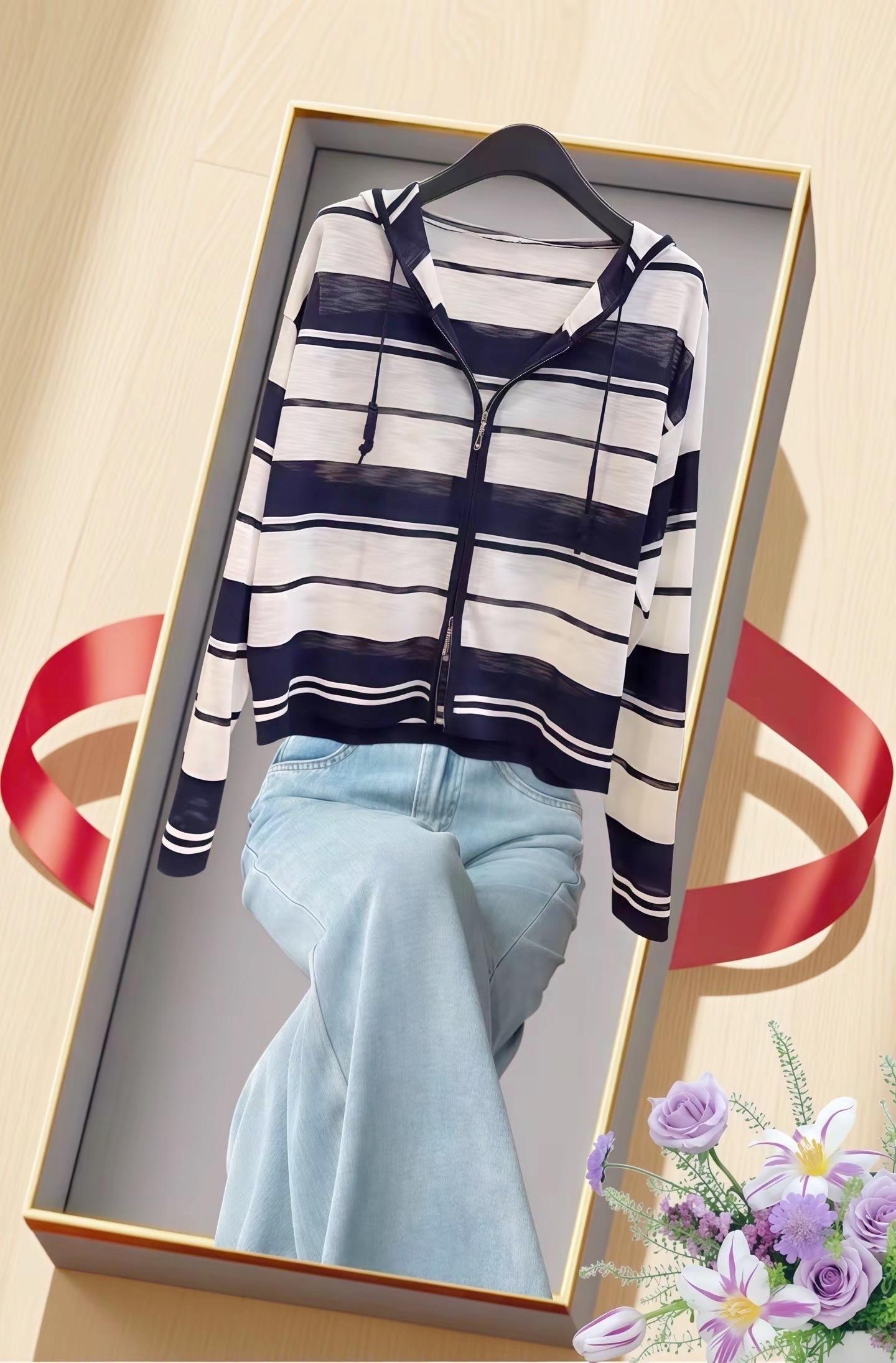 #穿搭不重样 #早秋松弛感穿搭#早秋中性风穿搭#一周素颜通勤穿