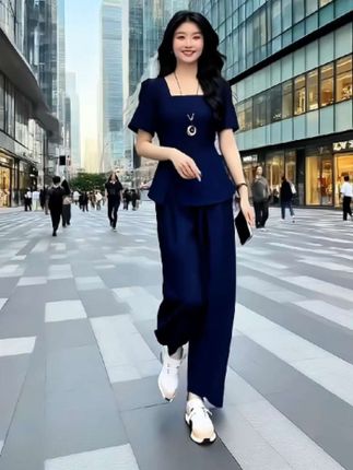 #显瘦穿搭#美出高级感#谁穿谁好看