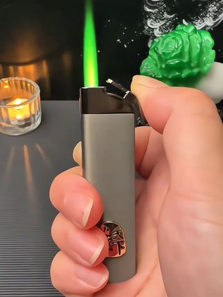 心系天下手工定制防风绿焰充气打火机高级轻奢个性耐用送男友礼物#心系天下 #打火机 #送男友的礼物 #高级感 #男士必备 @DOU+小助手