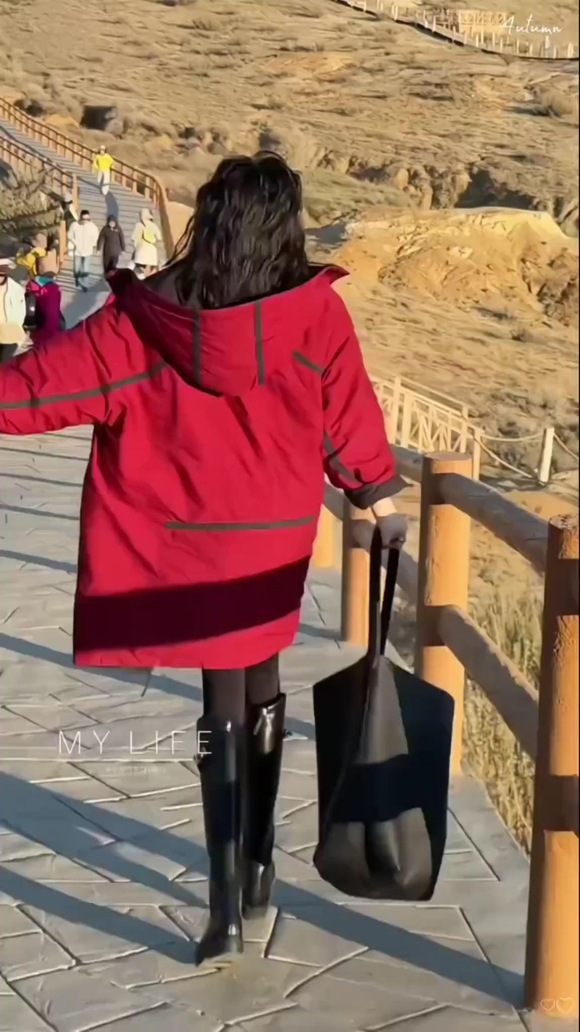 #张予曦毕雯珺真拍了红裙抱 #深情眼 #张予曦 #毕雯珺 #许我耀眼