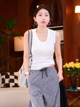 #背心穿搭 #显瘦遮肉 #舒适透气又凉快 #百搭上衣 #杨圣坤 YSKDR女装