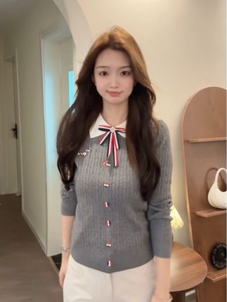 #这个秋天被琥珀系治愈了 #普通人韩女感速成穿搭 #秋季不露腿穿搭