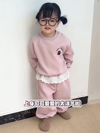 妥妥的幼儿园的穿搭,实穿又好看~超可爱的卡通卫衣小套装💕#萌娃穿搭 #生女儿就要这样穿 #幼儿园套装#秋款上新#儿童卫衣套装