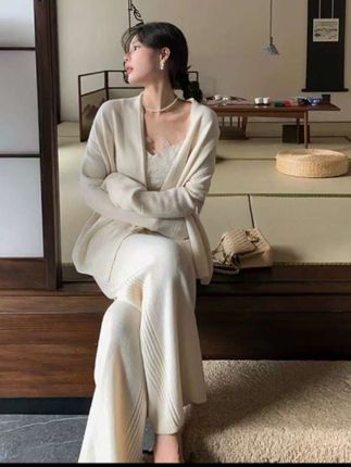 #针织开衫蕾丝吊带三件套#名媛穿搭 #保暖显瘦#优雅气质#