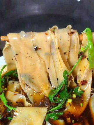 #特色面食 #分享家乡美食 #家乡特色 #裤带面#创作灵感