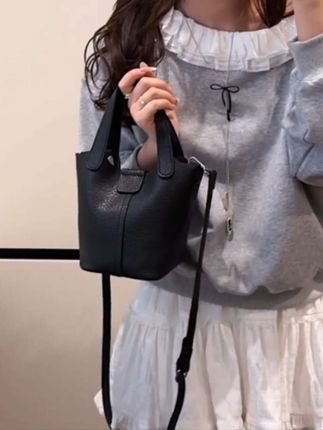 #百搭包包 #包包 #单肩斜挎包#水桶包#女包 @巨量千川