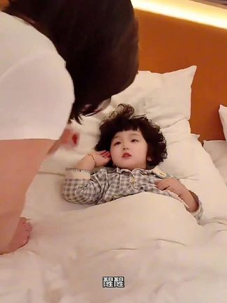 想姥姥了,哭得好伤心😂😂😂#越养越上头的人类幼崽 #这样的萌娃你们喜欢吗 #小十三日常 #护发养发🌹🌹🌹