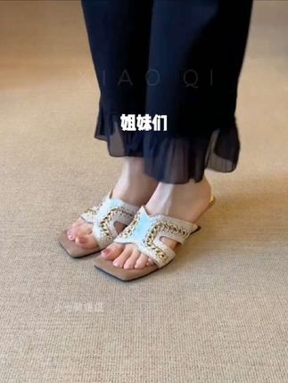 2025夏季百搭复古凉鞋优雅方头拼色H型时尚异型坡跟露趾拖鞋女