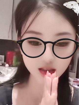 #热点 #抖音推广 #日常分享 #强烈推荐 #上热搜 感谢大家一直对三妹的支持,这款贵妇膏9.9包邮到家,有需要的去拍吧!
