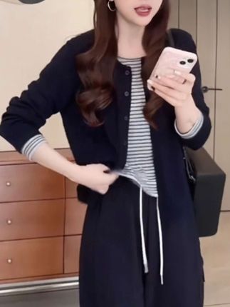 #时尚显瘦穿搭 #宽松遮肚 #假两件针织衫 #不挑年龄不挑身材 #初秋一周不重样穿搭