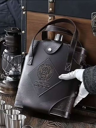 不锈钢小酒壶加厚酒瓶户外便携迷你装高档随身空酒罐藏酒专用酒壶#酒壶#户外装备#方便实用#不锈钢酒壶#户外用品