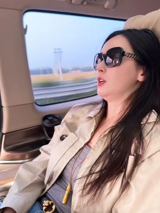 最美的风景不是在终点,而是在路上,懂你的人会懂的…相信你定会苦尽甘来,一路向阳的自由自在的做自己!加油,唐宝@🌈唐艺(10月1日晚7点邯郸大名宋街)