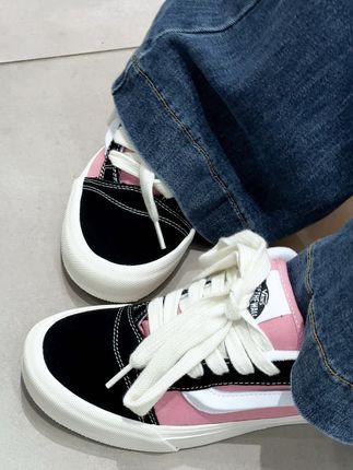 降温的天气,当然要来一双vans的面包鞋啦! #好物推荐🔥 #百搭鞋子 #vans #面包鞋 #降温