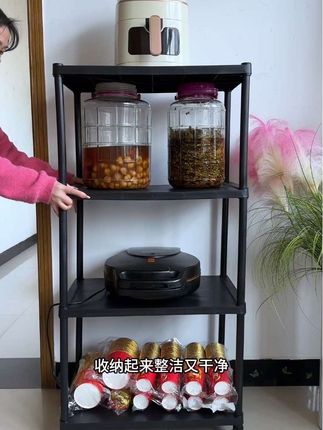哈哈😄,终于找到一款满意的厨房置物架了,真的太赞了,看这质量足够结实耐用,可以给厨房节省很多空间。材质是加粗加厚,而且还是轮子地脚两用,现在价格也不贵,需要的放心下单#置物架 #好物分享 #多层置物架 #收纳整理 #厨房好物