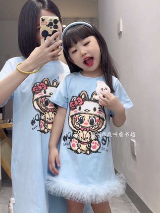 哇塞!一眼就爱上的拉布布纯棉小连衣裙,蓬蓬下摆的设计,穿上就是超甜美小公主,还是亲子款的,家有女儿的赶紧薅,这个价格贼合适#女童连衣裙 #女童公主裙 #卡通连衣裙 #生女儿就是用来打扮的 #萌娃夏季穿搭