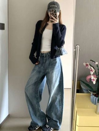 雪千羽美式复古弯刀阔腿牛仔裤女2025秋季新款高腰宽松直筒镰刀裤#面料柔软舒适#时尚休闲#宽松显瘦 #ootd穿搭 #谁穿谁好看系列