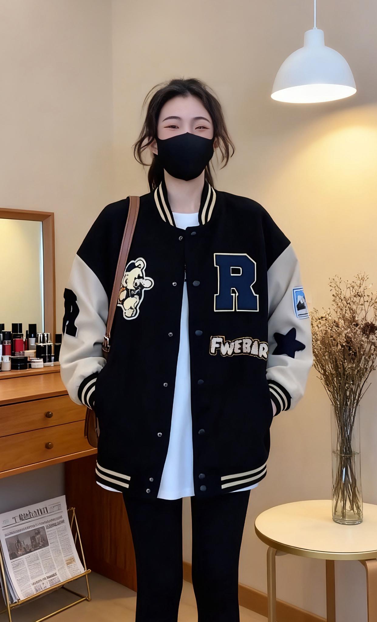 #慵懒风穿搭 #时髦穿搭 #外套穿搭 #春秋穿搭 #棒球服外套 @抖加🔥上热门🔥dou+🔥热点宝 @DOU+上热门