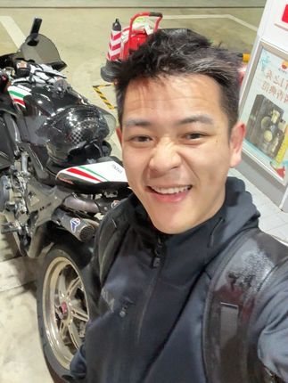 光头胎雨战,中得很 不孬#骑行vlog