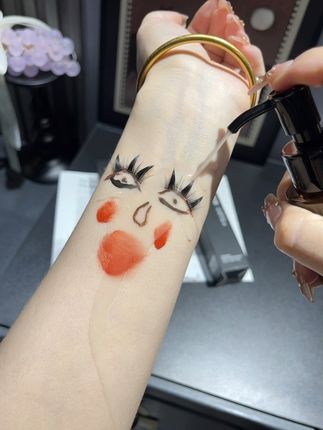 原来卸妆油是这样用的!这么便宜还好用的卸妆油!学生党闭眼冲#黑茶卸妆油#卸妆油 #卸妆 #温和卸妆