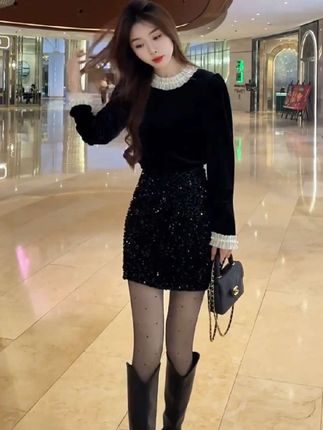 #秋冬季新款 #两件套穿搭 #穿出自信穿出美丽 #洋气减龄 #谁穿谁好看不分年龄段