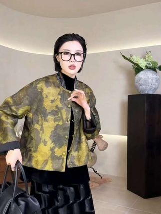 【入秋】设计师款植物花卉提花休闲长袖外套春秋季时尚外套女#时尚穿搭 #休闲百搭 #ootd分享 #设计感穿搭 #秋季穿搭