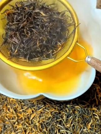 武夷山金骏眉茶叶红茶浓香型散装罐装新茶 #金骏眉#召唤茶友 #爱喝茶的关注我#以茶会友