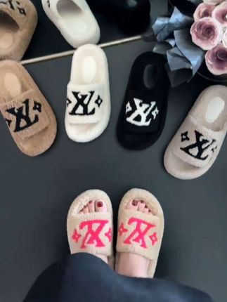 2025秋冬新款毛毛拖鞋,平底外穿毛毛鞋#拖鞋 #外穿拖鞋女 #平底鞋