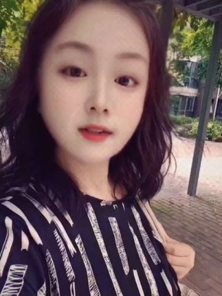 系统又出新歌了~买菜路上抖一个!🌹😂🏃🎵#美好的一天从我的问候开始 #爱生活爱唱歌#珍惜生命中的每一天 #开心最重要