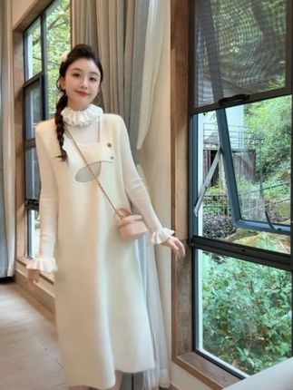 #背心连衣裙 #裙子修身显瘦 #马甲连衣裙 #长裙 #百搭裙 @DOU+小助手 @DOU+上热门 @创作灵感小助手 洋洋优选-秋冬新款时尚不规则设计无袖背心吊带连衣裙女 YY68710