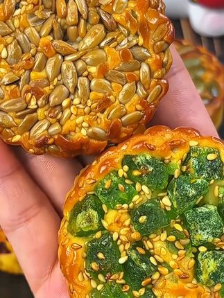 坚果月饼来了#月饼制作 #坚果月饼 #月饼
