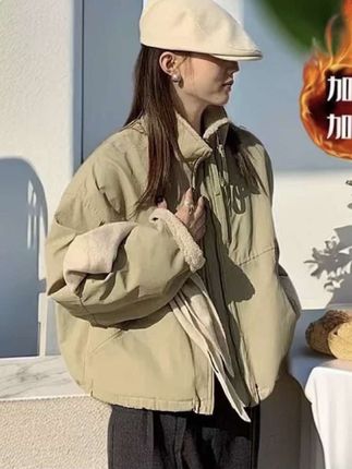 2025小个子福音!短款仿羊羔毛派克服超显高,双拉锁设计吸睛,韩版休闲风还宽松,棉服材质保暖,秋冬穿又甜又飒超百搭!#2025秋冬棉服 #小个子派克服 #仿羊羔毛外套 #双拉锁上衣 #韩版休闲棉服
