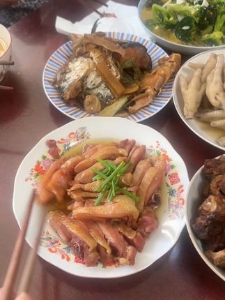 下酒下饭菜,唯有腊鸡腿。