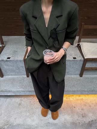 自己做绿西装自己先穿 #高级感穿搭 #极简穿搭
