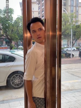 保镖中的镖中镖。