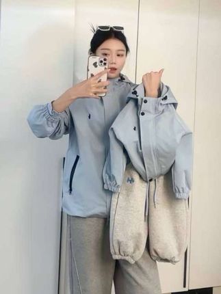 亲子款刺绣男女童外套春秋款2025新款儿童防风男女孩时髦冲锋衣#儿童冲锋衣 #儿童冲锋衣外套 #男童冲锋衣 #女童冲锋衣 #女童冲锋衣外套