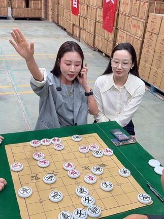 王铁锤今天的对手有点难缠#象棋 #象棋残局 #白酒 #纯粮酿造 #五粮液