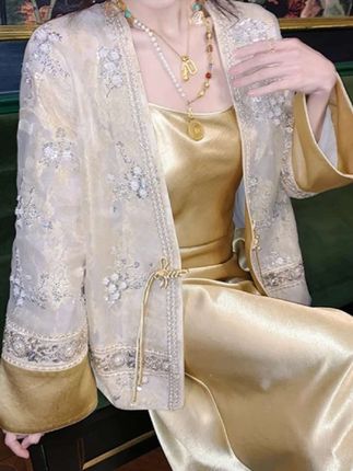 #国风新时尚 #精致穿搭 #日常搭配 #古典美 #吊带连衣裙