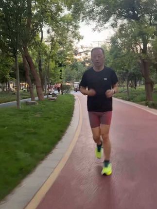 跑步🏃♂️运动速干短袖T恤#爱跑步爱生活 #运动穿搭