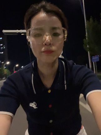 宁愿骑行 20公里,吹吹风流流汗,看看风景,也不愿意去纠结那些没有意义的事儿#自由又自在 #夜骑的快乐 #骑车看风景