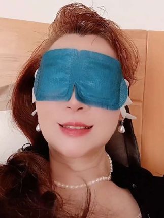 #米卡愽叶黄素蒸汽眼罩#看手机眼睛模糊 ,用这款眼罩有帮帮助#出门必备 #米卡愽叶黄素蒸汽眼罩
