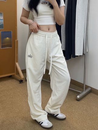#裤子推荐 #冰丝裤 #男女同款 #ootd穿搭 #今天穿什么