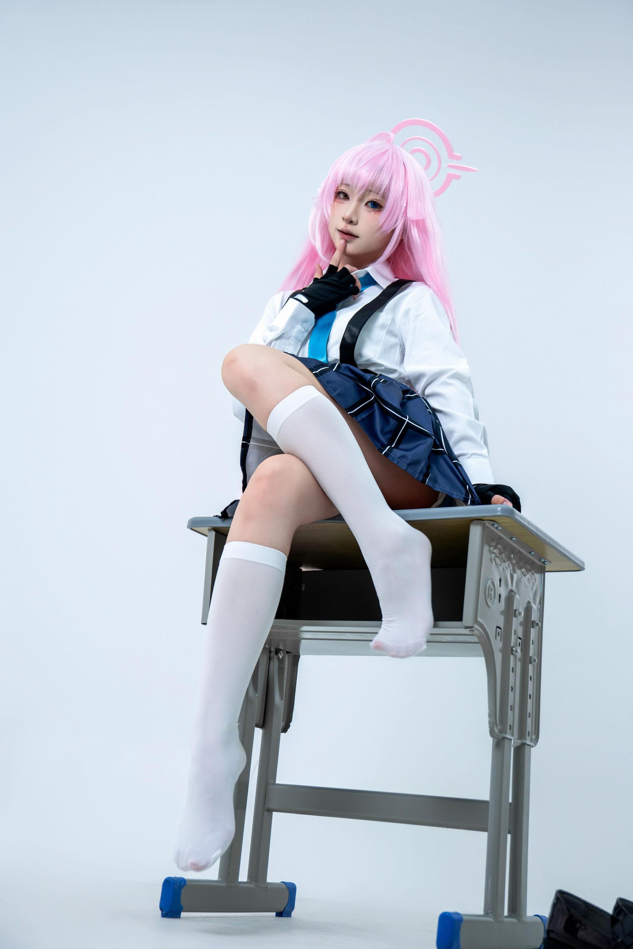 萌妹纸~@喻佑 #cos正片 #二次元 #萌妹 #蔚蓝档案 #小鸟游星野