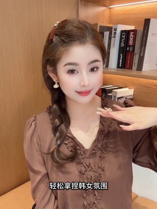 这款倒插梳我可真的爱了呀!!#头饰发饰美出高级感 #头饰搭配 #美出高级感 #倒插梳 #优雅气质