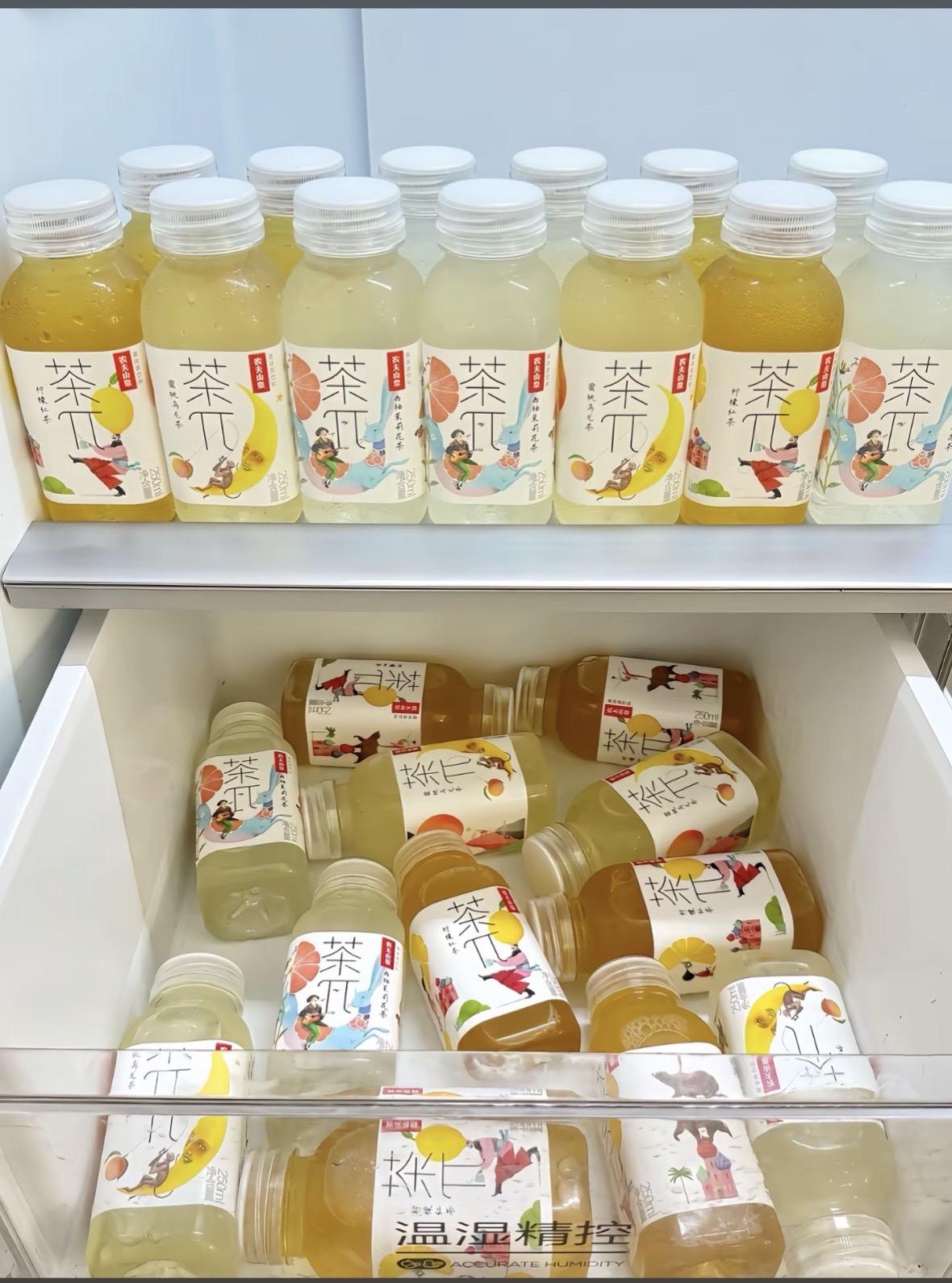 一块多一瓶的茶派赶紧薅#网红饮料 #饮品 #夏日特饮 #冰爽一夏 #水果茶