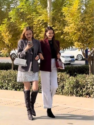 #穿搭 #百搭上衣 #实体店女装