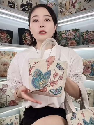 梅花蝴蝶针织刺绣金丝线双面时尚女士单肩手提包#好物分享##好东西一起##布包