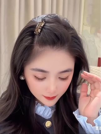#韩系炫彩闪钻少女侧边夹 #精致百搭刘海夹 马尾夹 高级鸭嘴夹 #气质百搭碎发夹 #新款 #韩系彩色水钻刘海侧边夹