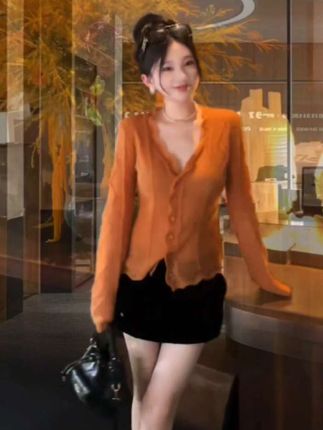 #秋季不露腿穿搭 #早秋穿搭三分钟出门不是梦 #通勤穿搭万能配色公式 #小个子秋冬穿搭 #微胖女生秋季显瘦卫衣合集