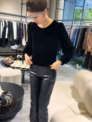 #日常街拍 #穿出自己的风格 #洋气减龄 #穿出女人味 #女装穿搭